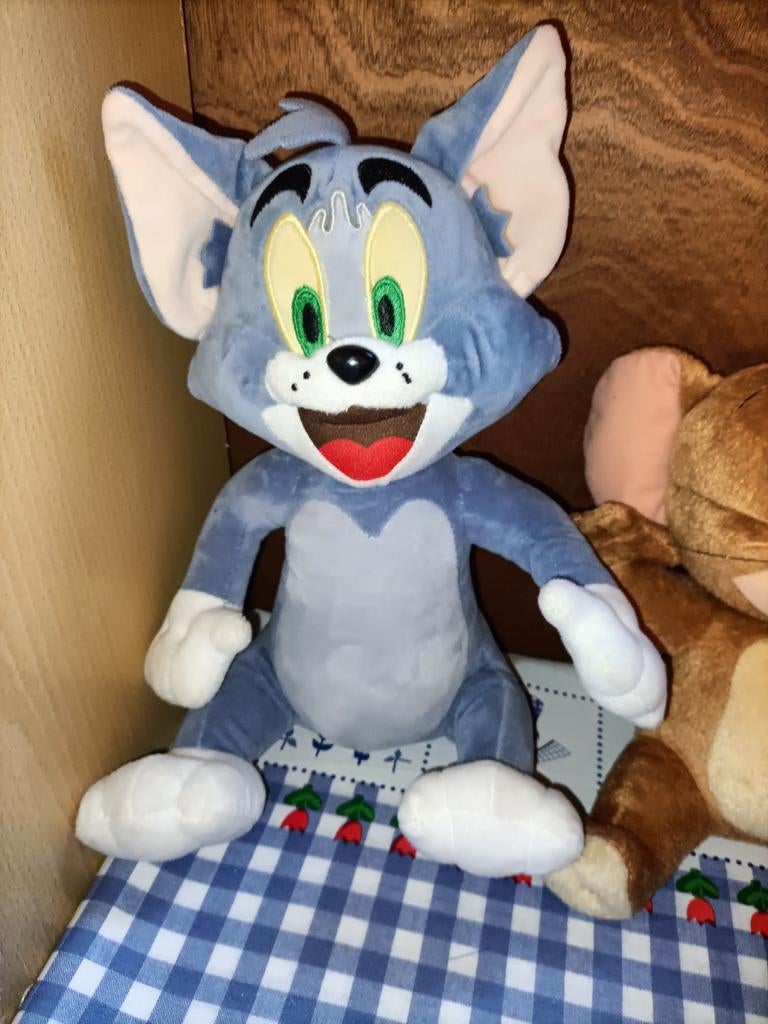 Tom en Jerry knuffel 30 cm en 23 cm groot, Kinderen en Baby's, Speelgoed | Knuffels en Pluche, Ophalen of Verzenden, Zo goed als nieuw