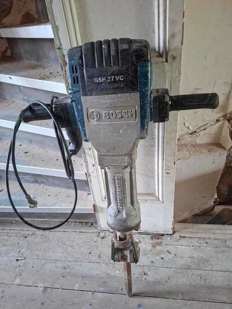 Bosch GSH 27 VC breekhamer met 14 beitels, Ophalen, Gebruikt, 600 watt of meer, Boor- en/of Breekhamer