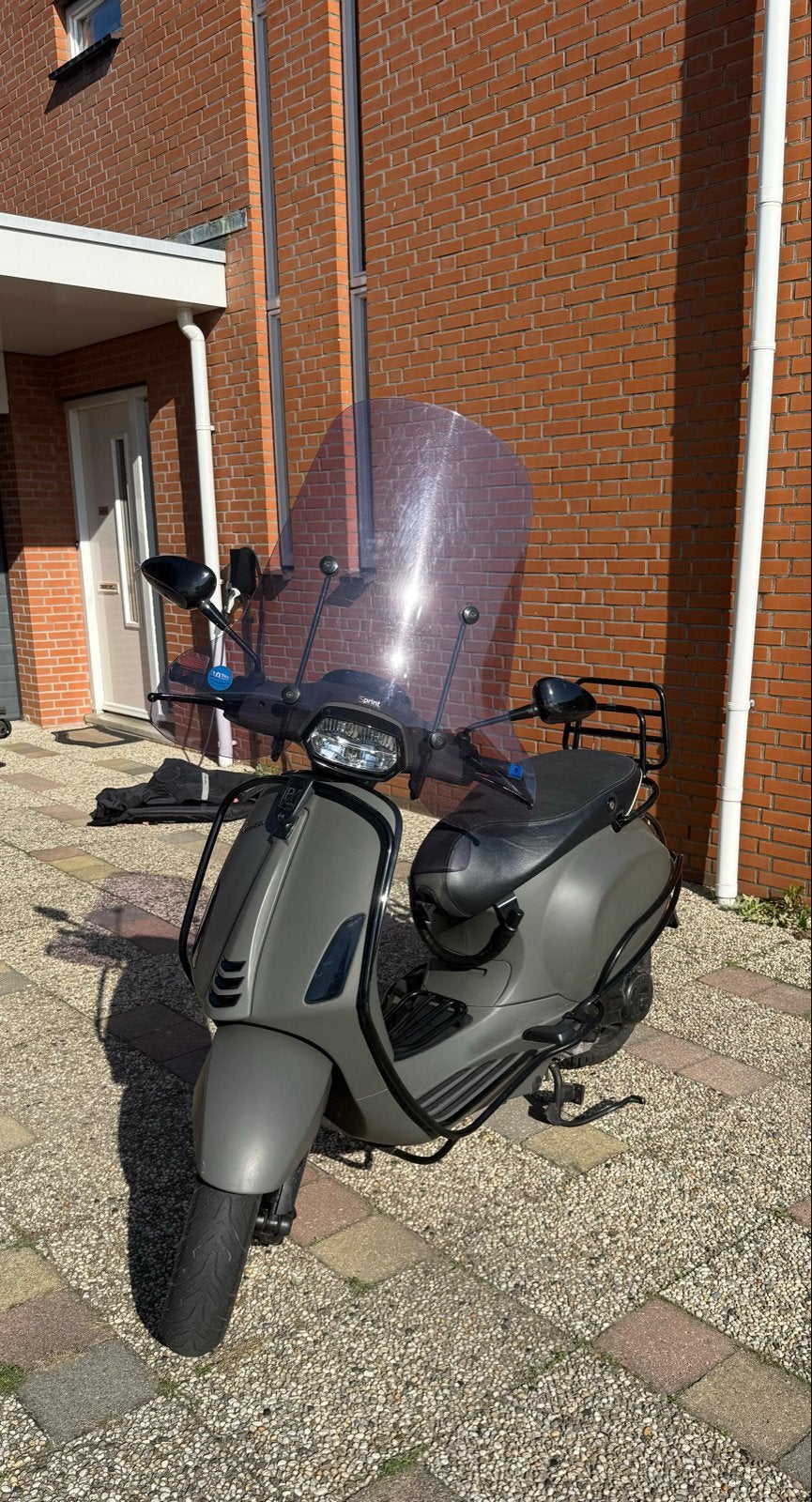 Vespa Sprint 2021 - 9873 km, Fietsen en Brommers, Ophalen, Gebruikt, Vespa S, Benzine