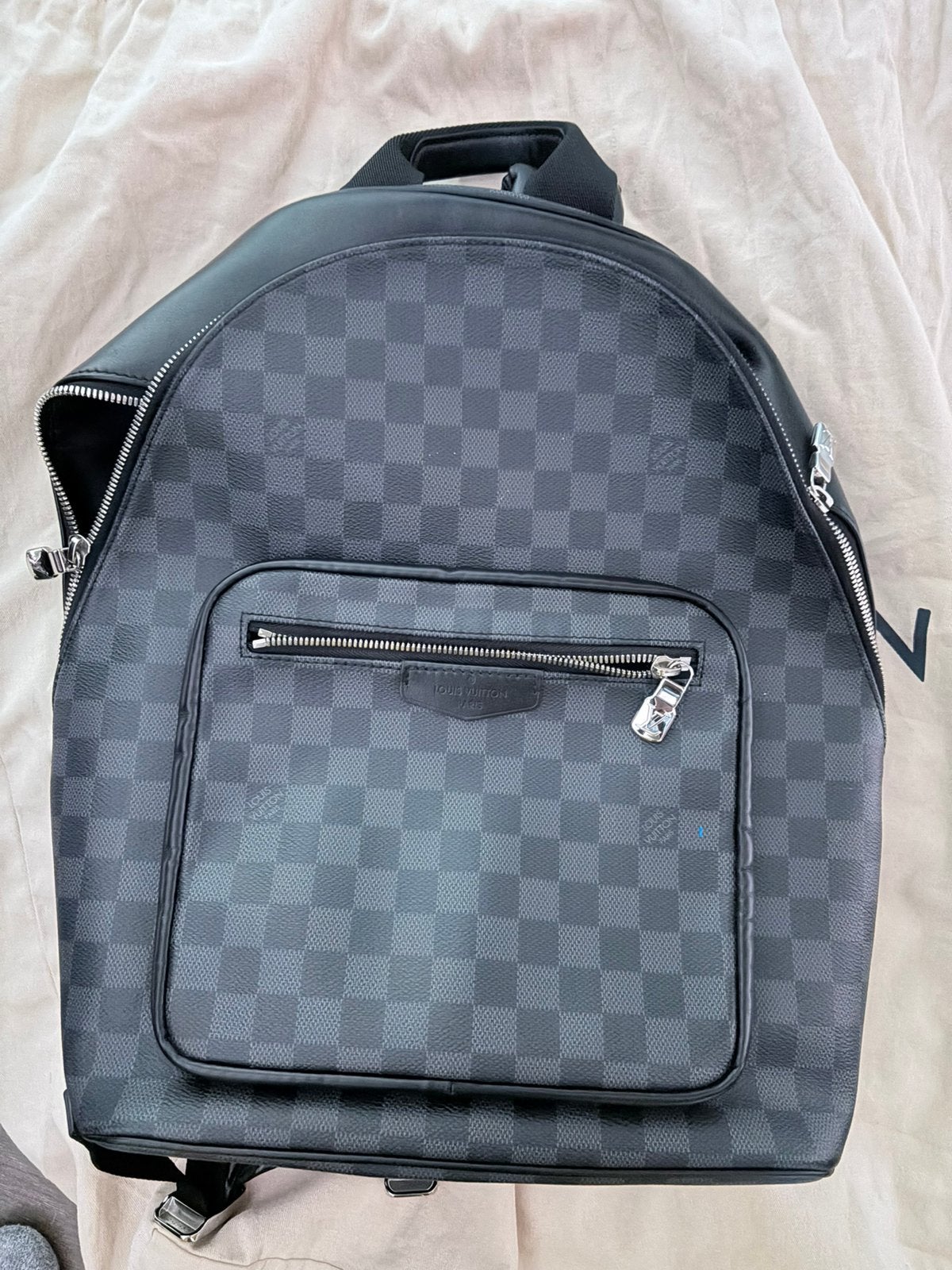 Louis Vuitton Josh, Sieraden, Tassen en Uiterlijk, Tassen | Rugtassen, Ophalen, Zo goed als nieuw, Overige merken