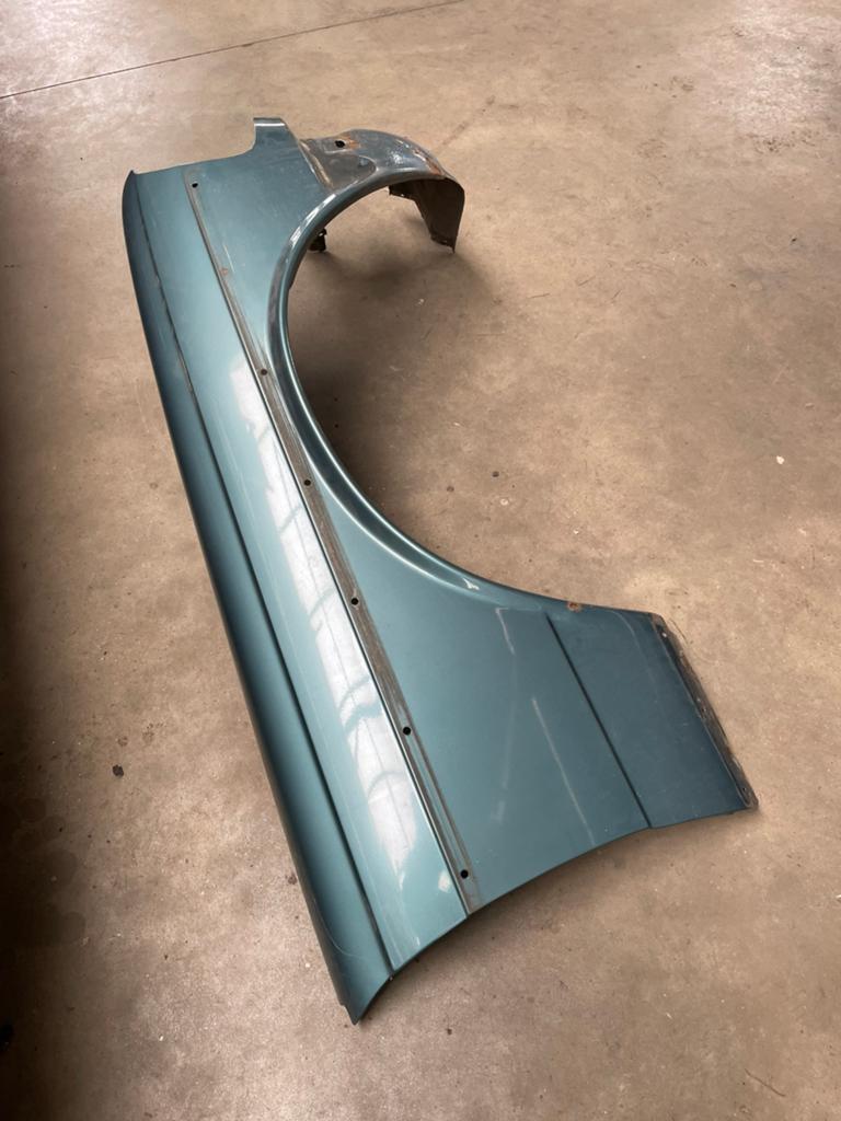 Mercedes w123 voorscherm origineel, Ophalen, Spatbord