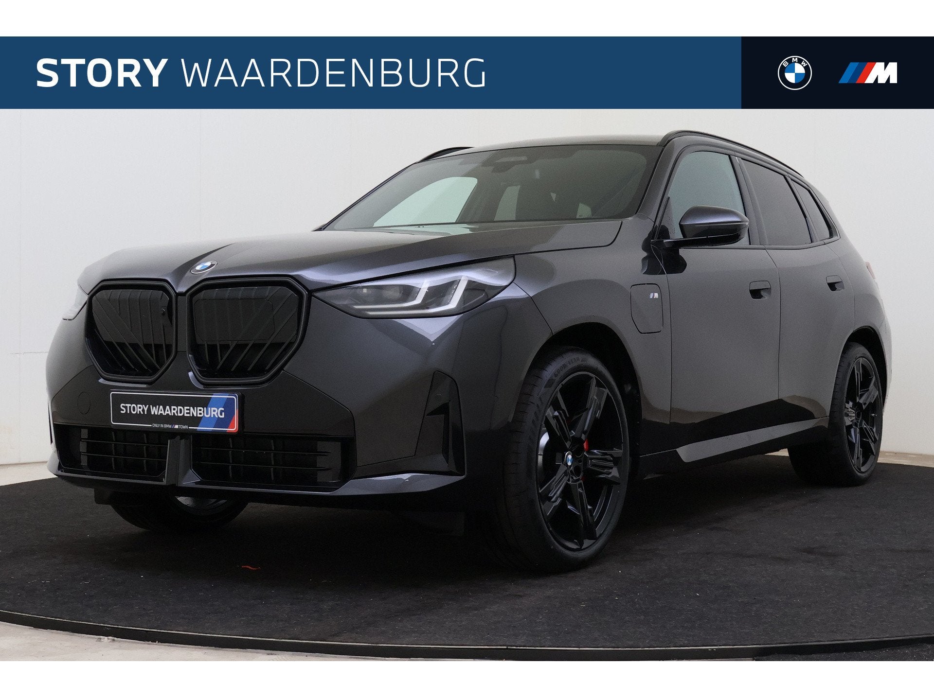 BMW X3 30e xDrive M Sport Automaat / Trekhaak / Panoramadak, Automaat, Zwart, Leder, Bedrijf