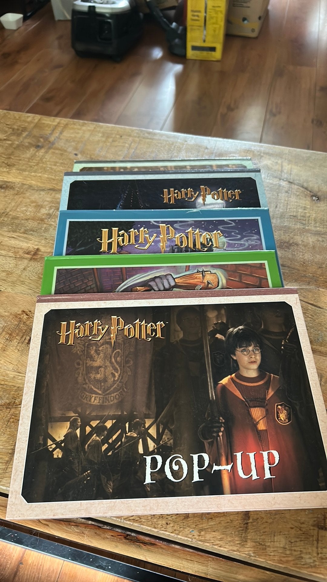 5 harry potter pop up boeken, Verzamelen, Harry Potter, Ophalen of Verzenden, Zo goed als nieuw, Boek of Poster