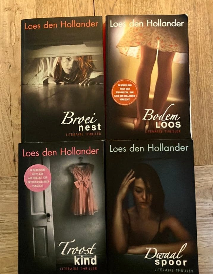 4x literaire thriller Loes den Hollander, Ophalen of Verzenden, Gelezen