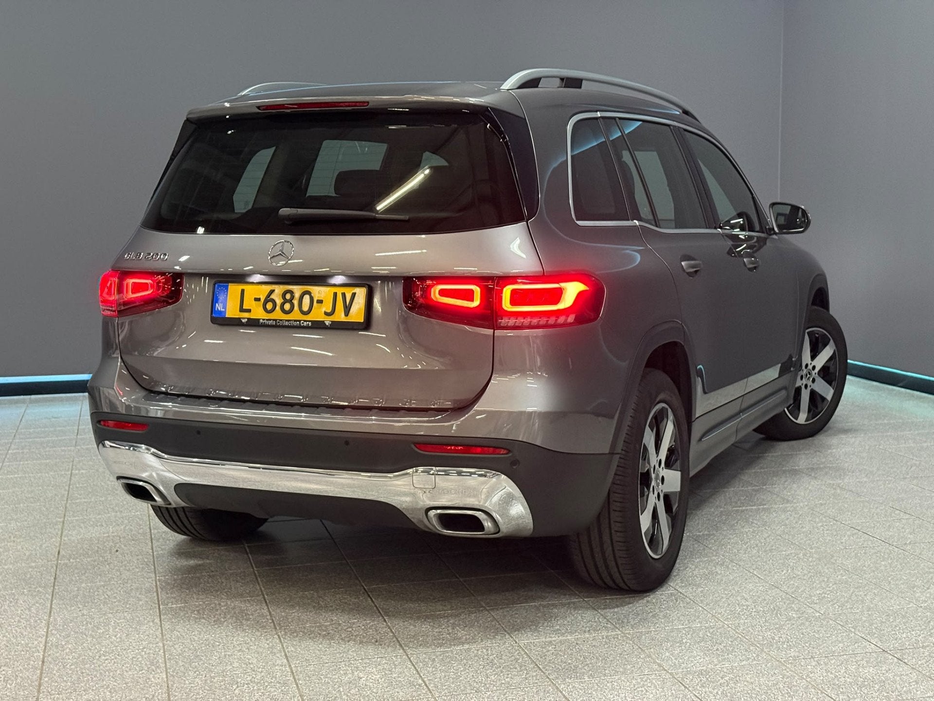 Mercedes-Benz GLB 200 Business Solution Luxury 7p. 163pk, 4 cilinders, 7 stoelen, Bedrijf, 165 pk