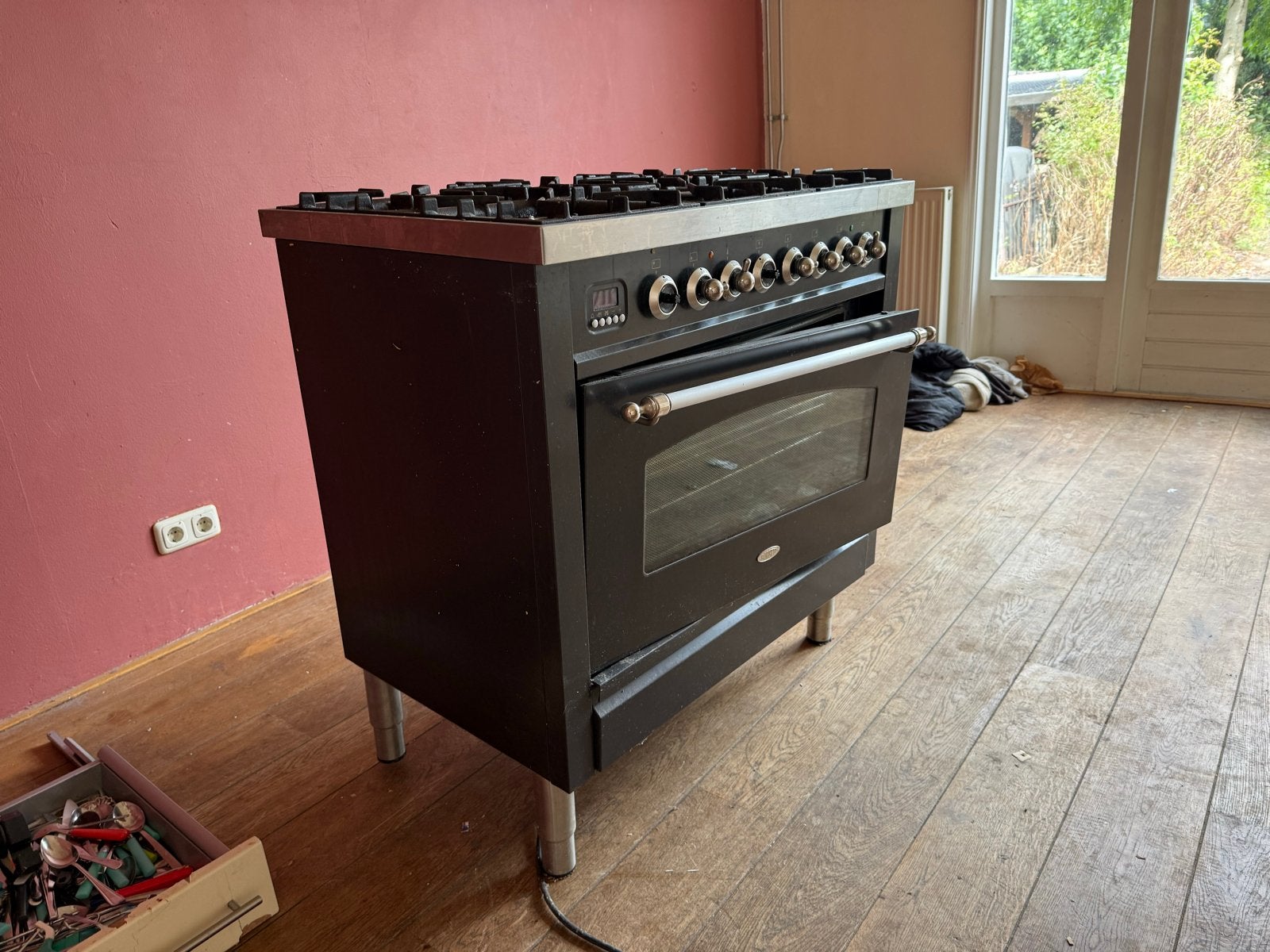 Borretti oven - defect, voor onderdelen of oud ijzer, Ophalen of Verzenden, Gas, Niet werkend, Vrijstaand