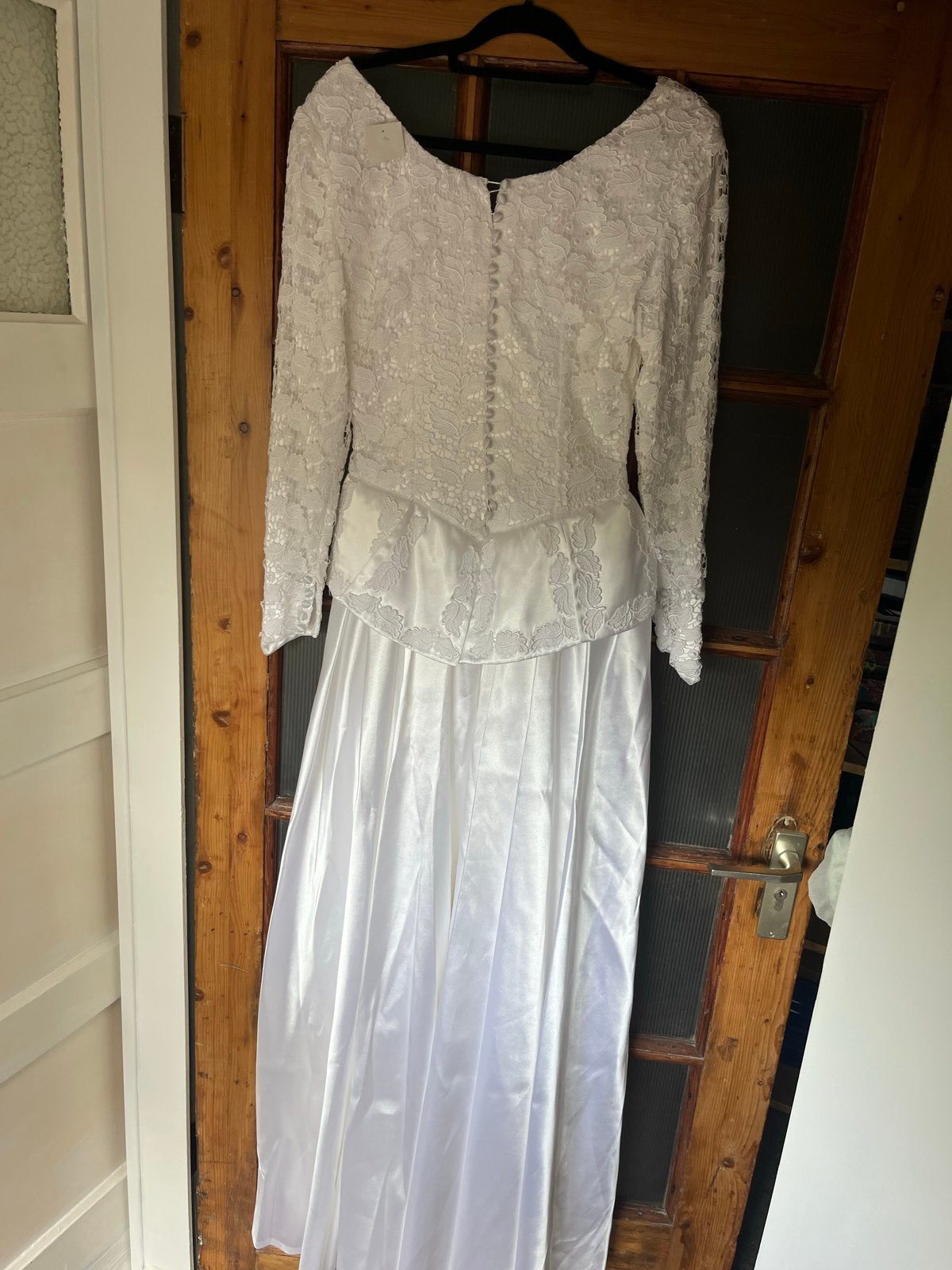 Witte kanten jurk, maat S - Themafeest/informele bruiloft, Kleding | Dames, Trouwkleding en Trouwaccessoires, Ophalen of Verzenden