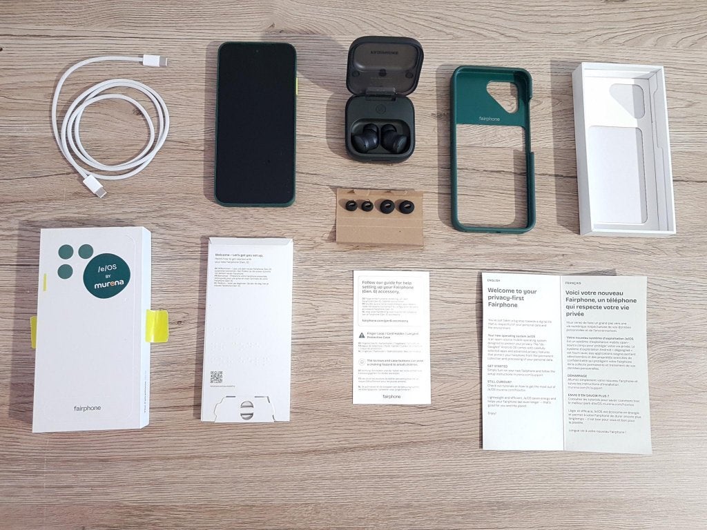 Fairphone 6 Incl hoesje en noise cancelling earbuds, Ophalen of Verzenden, Zo goed als nieuw, Klassiek of Candybar, Zonder simlock