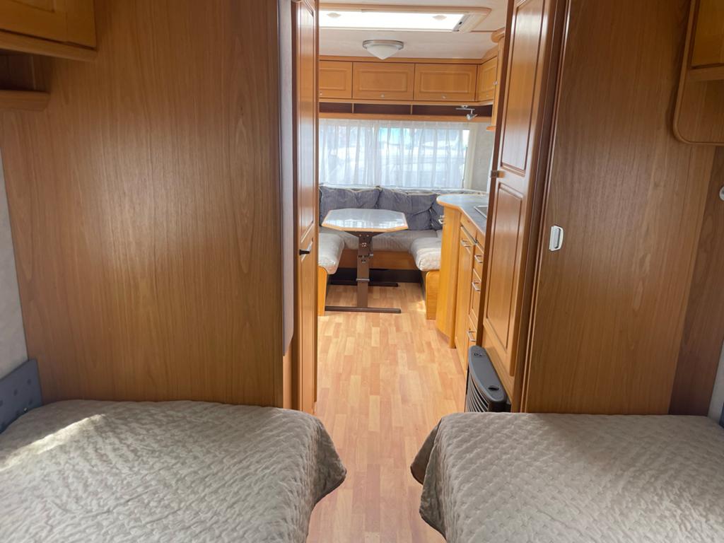 Tabbert Comtesse 530 - Ruime caravan met 2 aparte bedden, Rondzit, Tabbert, Bedrijf, 5 tot 6 meter