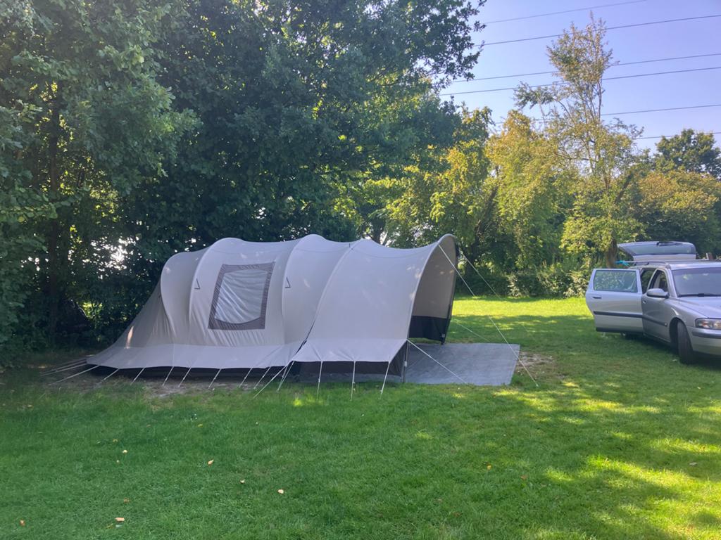 Ruime Bosuil tunneltent uit 2013 in uitstekende staat, Caravans en Kamperen, Ophalen, Gebruikt, Tot en met 4
