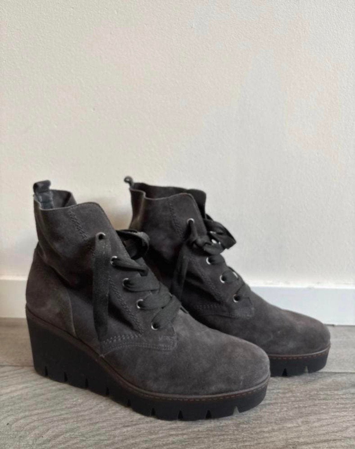 Sleehak, Kleding | Dames, Schoenen, Nieuw, Dansschoenen, Ophalen of Verzenden, Grijs