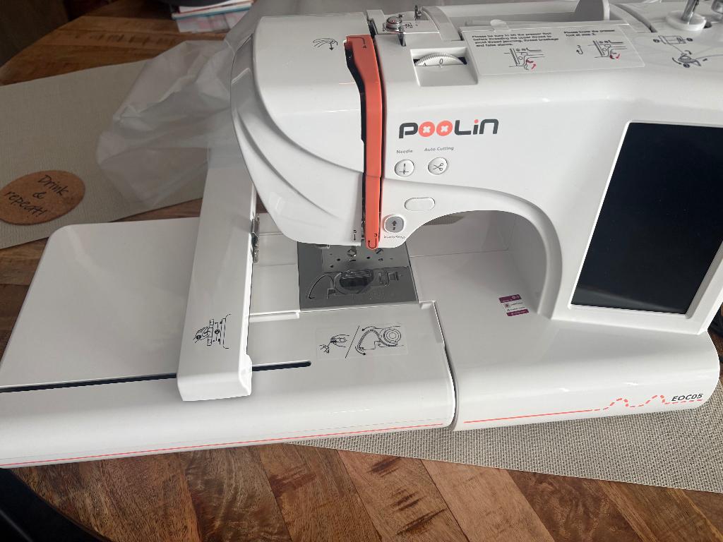 Poolin EOC05 Borduurmachine – Gebruiksklaar – Nieuw Staa, Ophalen of Verzenden, Zo goed als nieuw, Machineborduren, Borduurmachine