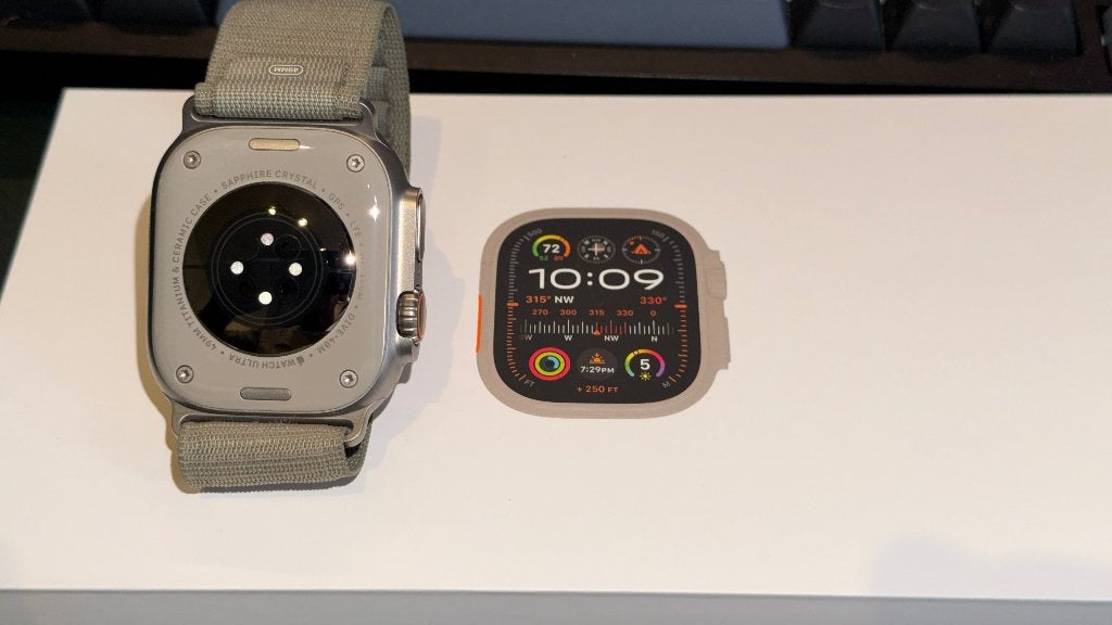 Foto 4 van Apple Watch Ultra 2 - Zeer goede staat!