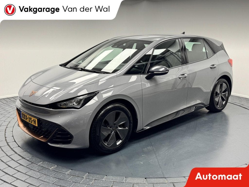 CUPRA Born Essential 62 kWh Carplay-Clima-Parkeersensoren-St, Auto's, Automaat, Achterwielaandrijving, Gebruikt, Met garantie (alle)
