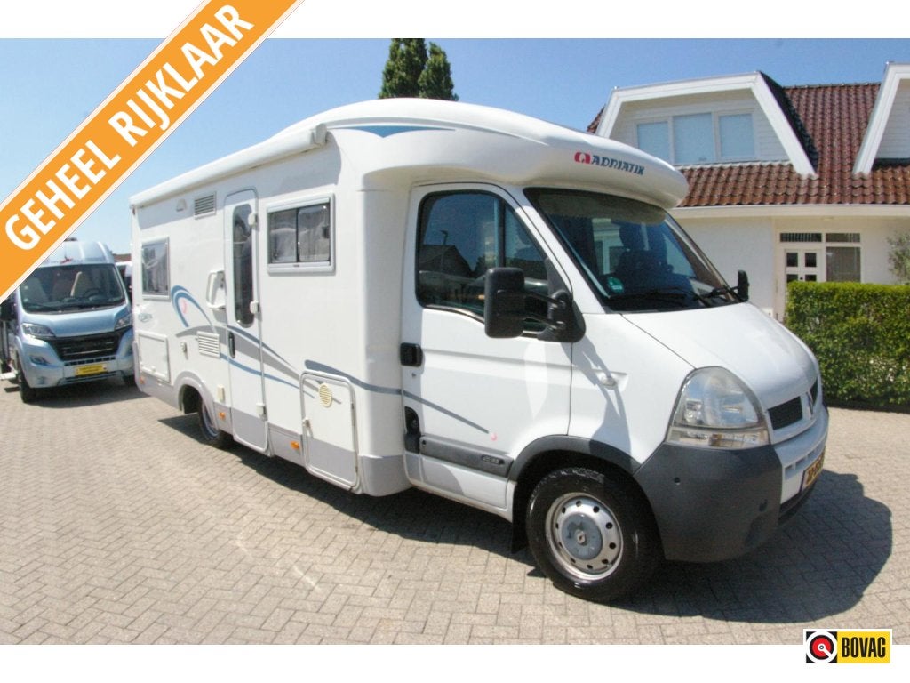 Adria Izola S 687 SP Top indeling, 2x airco., Caravans en Kamperen, Campers, Bedrijf, tot en met 5, Half-integraal, Adria, Overige merken