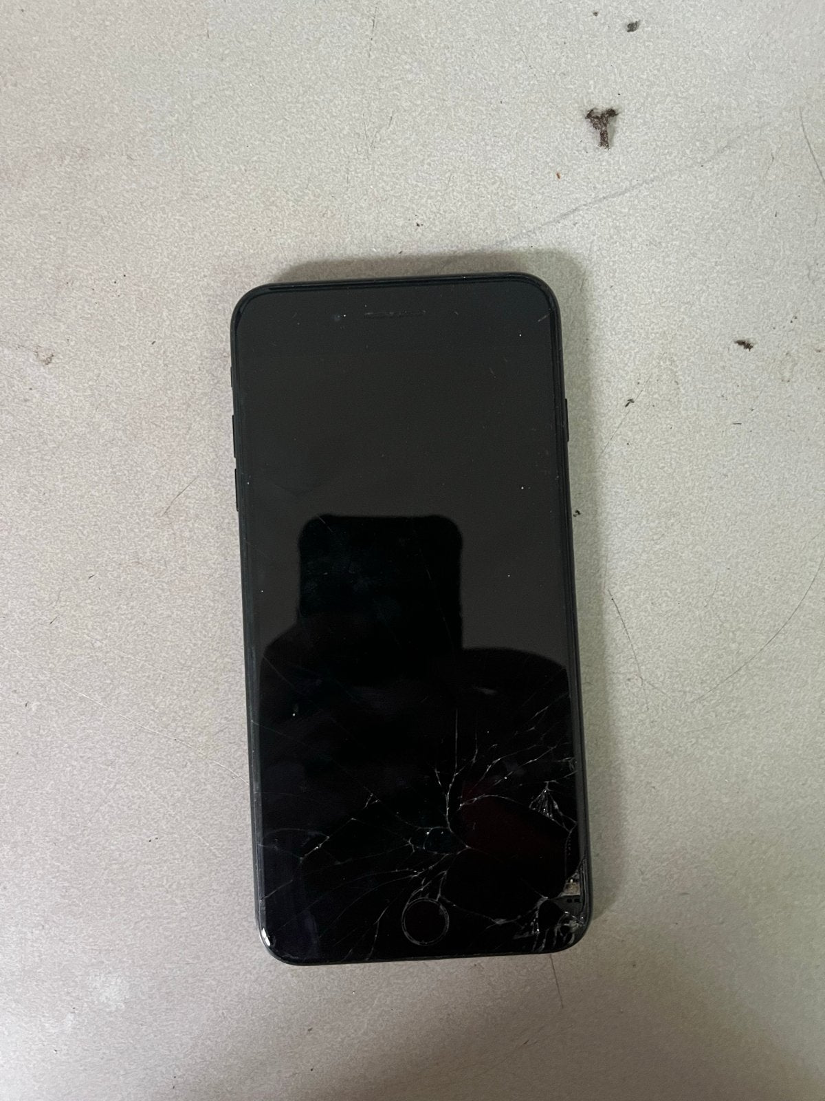 iPhone 7 Plus Zwart - Scherm gebroken doet het code onbekend, Telecommunicatie, Mobiele telefoons | Apple iPhone, Ophalen, Zwart
