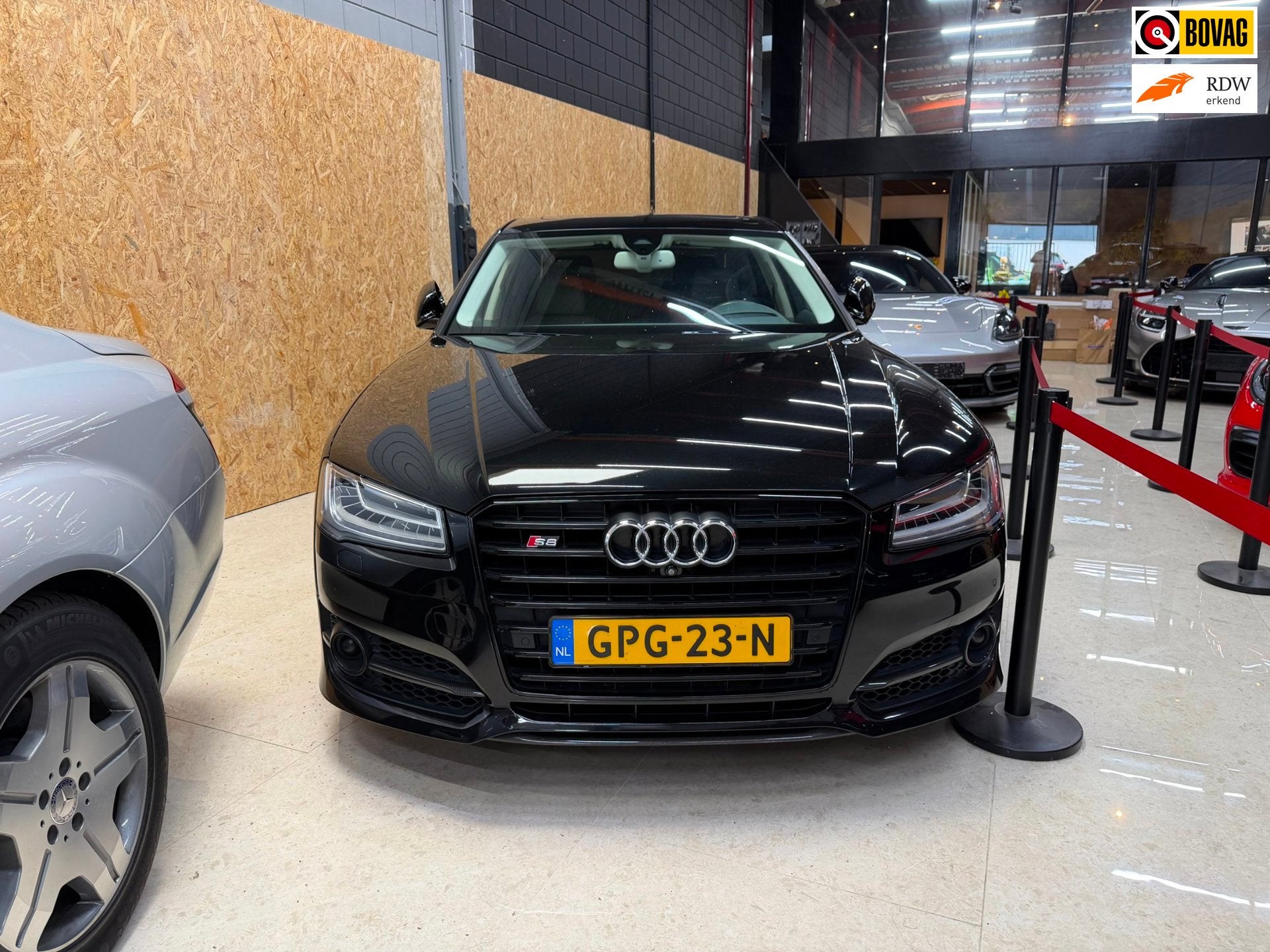 Audi A8 4.0 TFSI S8 plus quattro Pro Line+, Auto's, Audi, Automaat, Gebruikt, Zwart, Bedrijf