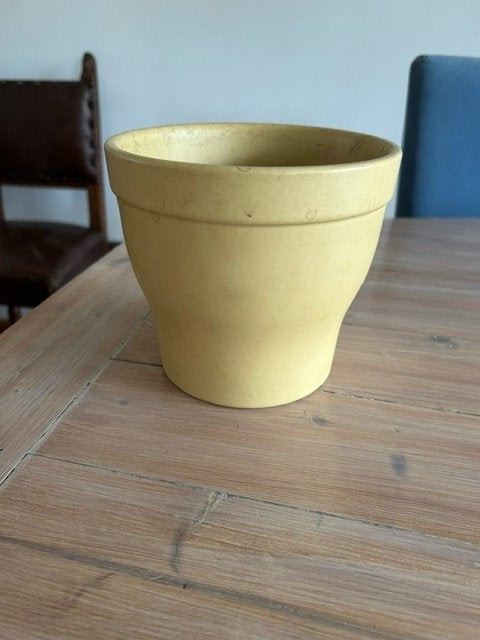 mooie gele bloempot, Rond, Ophalen of Verzenden, Zo goed als nieuw, Balkon
