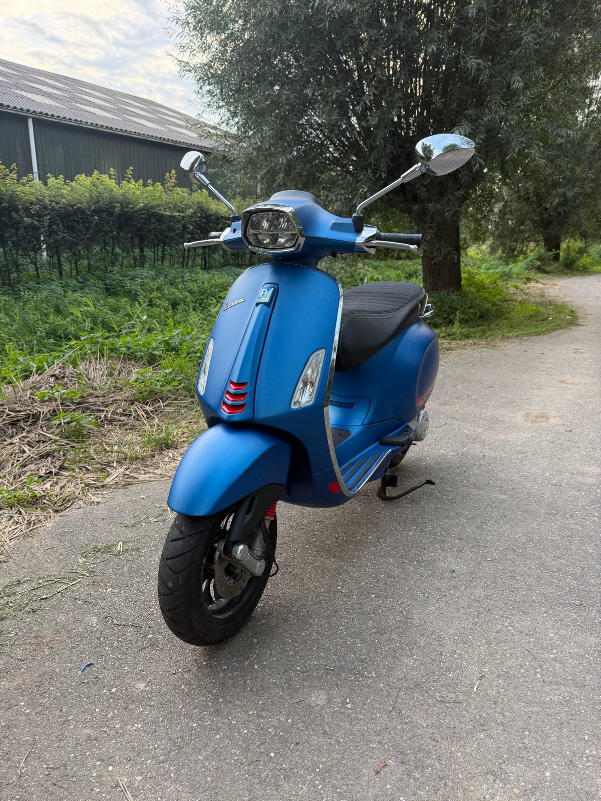 Vespa Sprint 45 km/u - 2020 - Lage kilometerstand, Fietsen en Brommers, Ophalen, Gebruikt, Maximaal 45 km/u, Vespa S