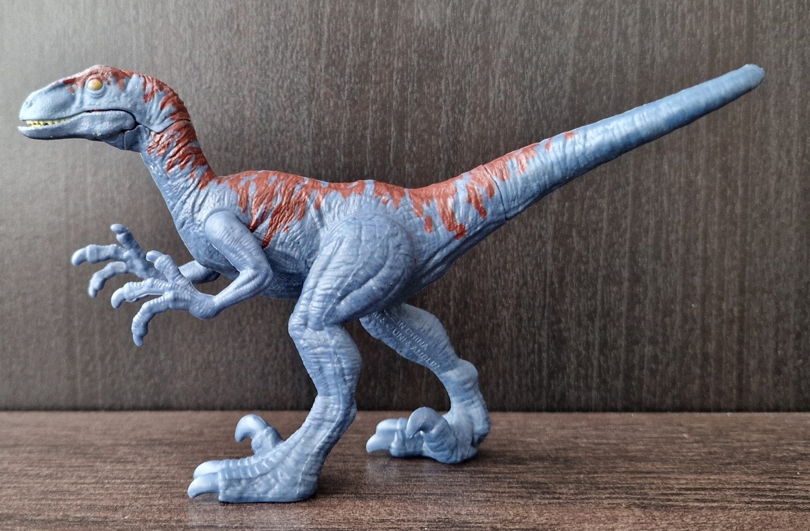 Jurassic World Dino Escape Velociraptor, Ophalen, Gebruikt