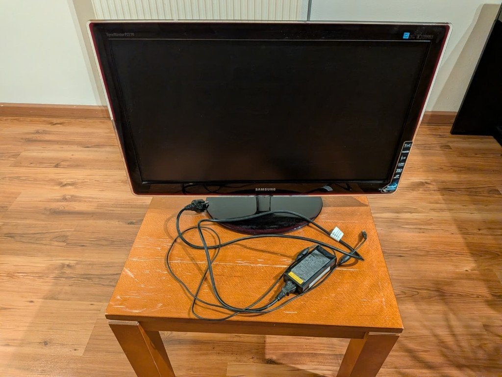 Monitor - Samsung Syncmaster P2770H - 27", 1920x1080, 60hz, Computers en Software, Gebruikt, Hoofdtelefoonaansluiting, TN, 60 Hz of minder