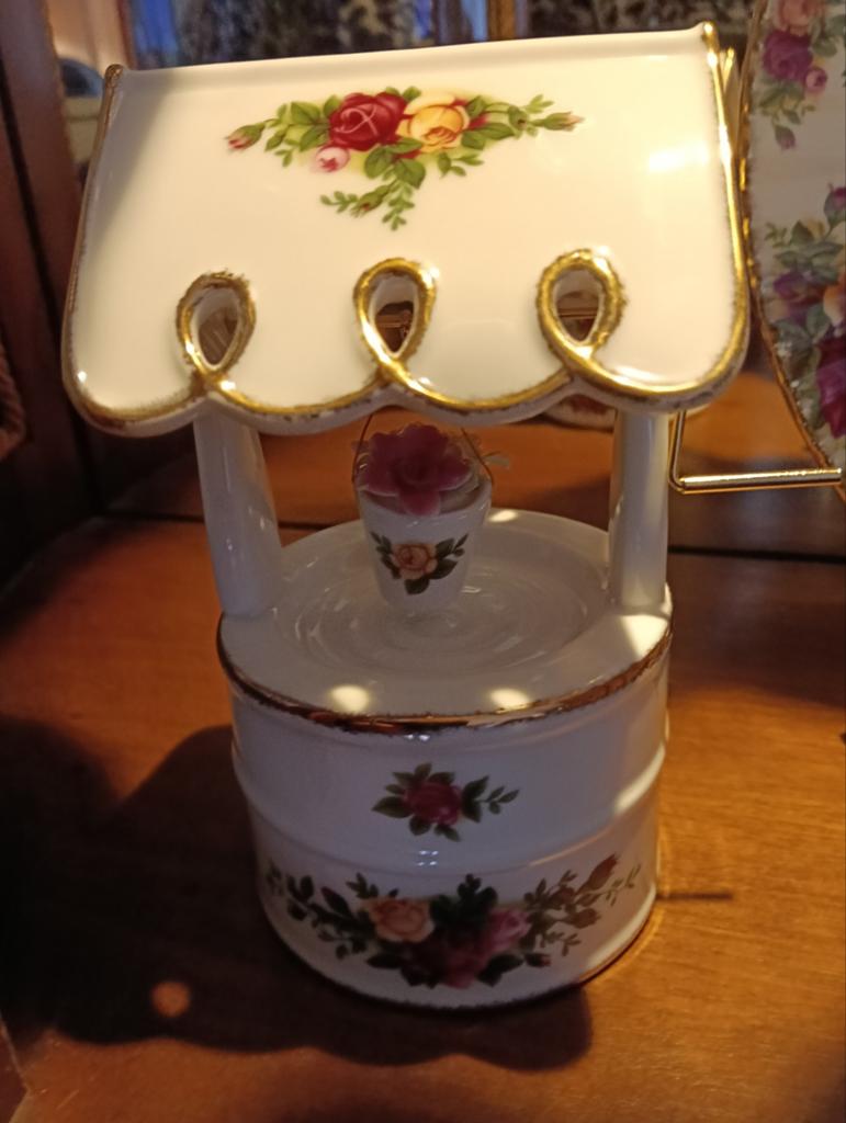 Royal Albert items, Ophalen