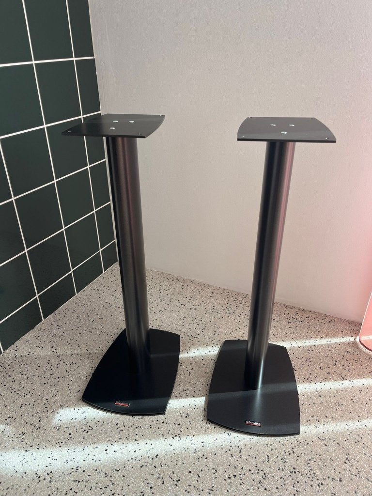 Dynaudio Stand luidsprekerstandaard zwart, Audio, Tv en Foto, Luidsprekers, Zo goed als nieuw, Overige merken, Ophalen of Verzenden