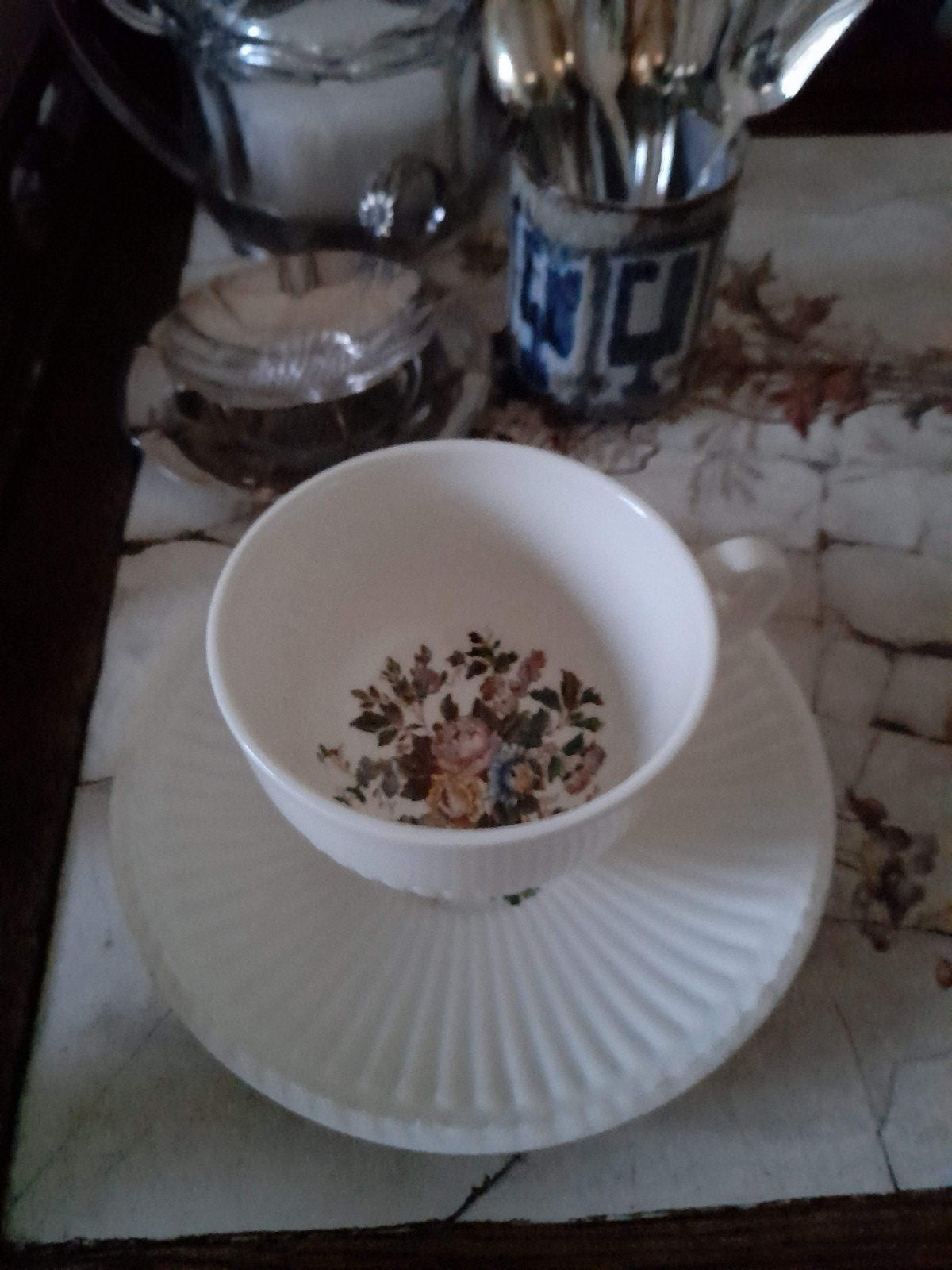 WEDGEWOOD CONWAY. Teacup/saucer., Ophalen, Zo goed als nieuw, Porselein, Kop(pen) en/of Schotel(s)