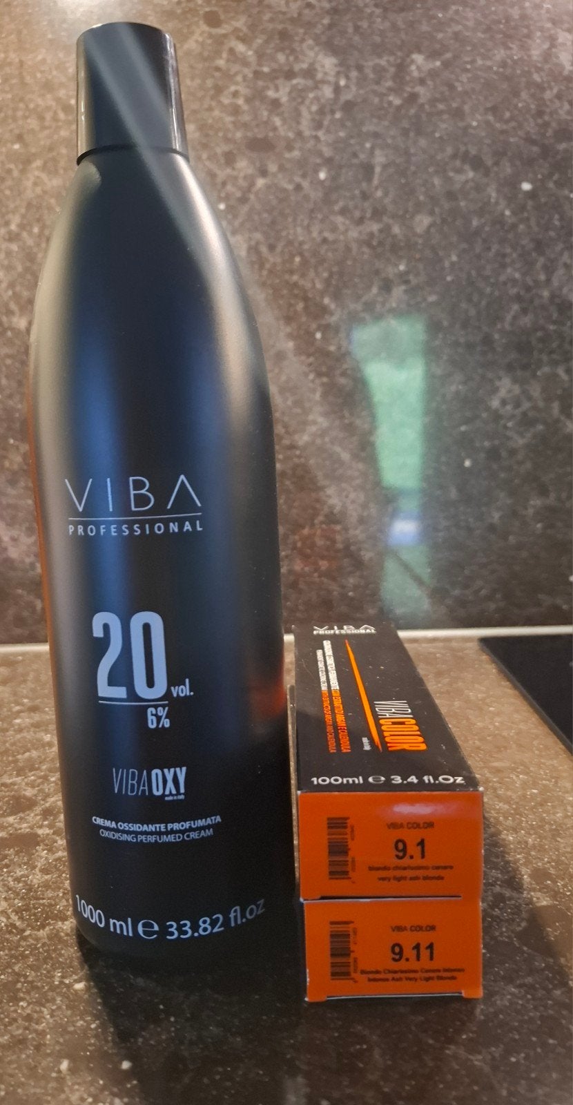 Viba Color Haarverf 9.1 & 9.11 met Viba Oxy 20 vol., Ophalen of Verzenden