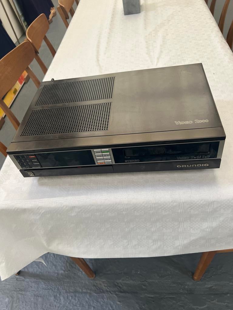 Grundig Video 2000 speler, Audio, Tv en Foto, Videospelers, Ophalen, Niet werkend, Video 2000-speler of -recorder