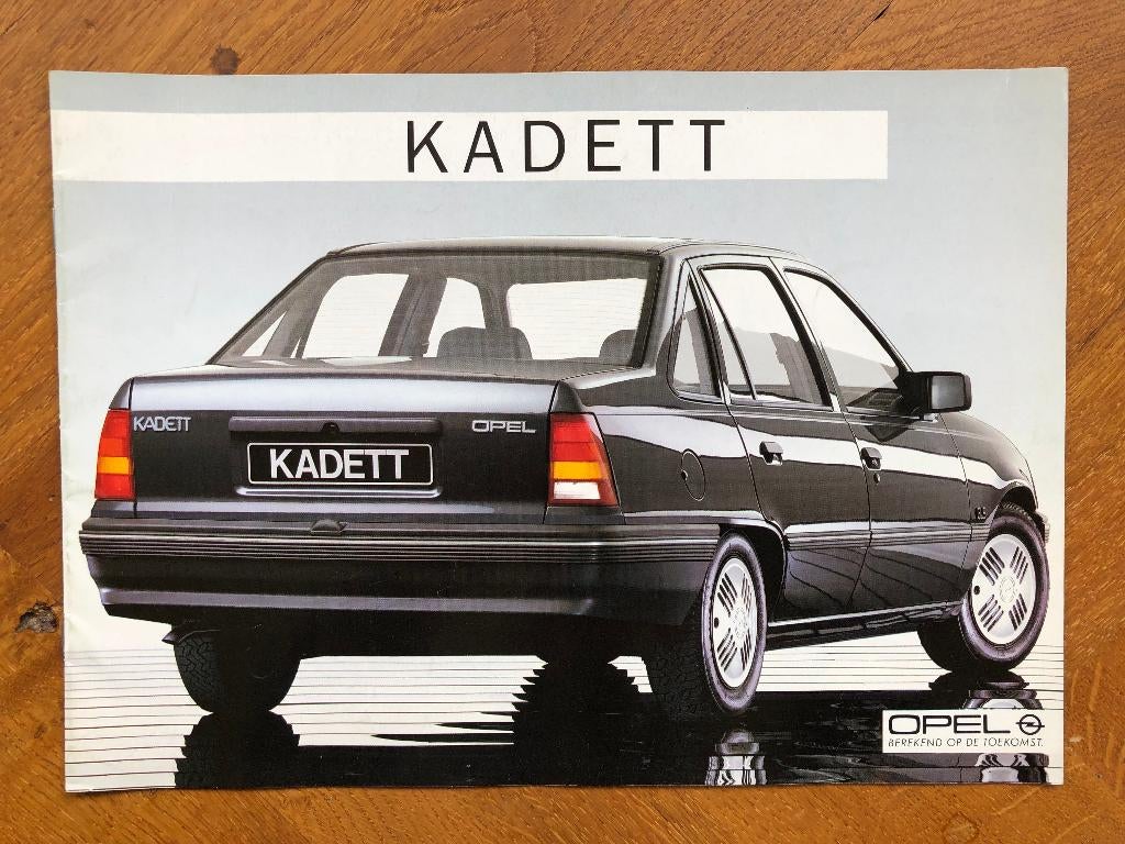 Opel Kadett Sedan folder 1985, Opel, Verzenden, Nieuw, Opel