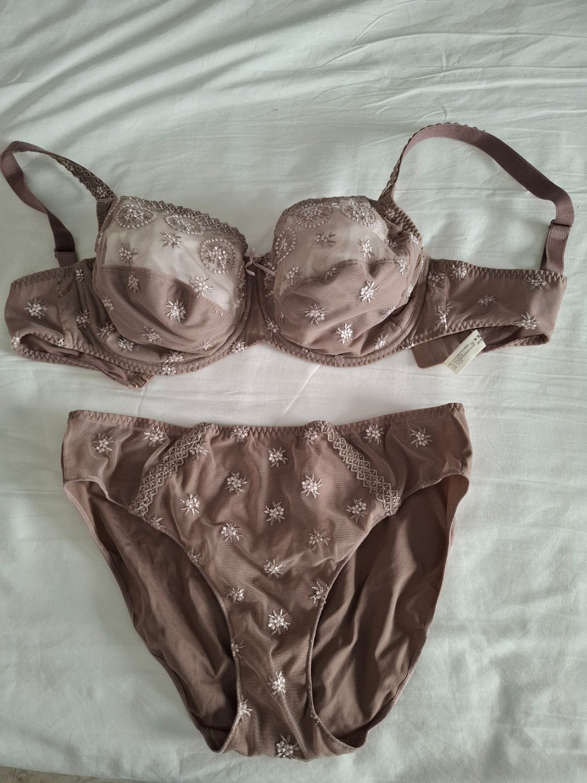2 Lingerie setjes: Louis Braco & Hunkemöller - 85D/XL, Kleding | Dames, Ondergoed en Lingerie, Louis Braco, Hunkemöller, Ophalen of Verzenden