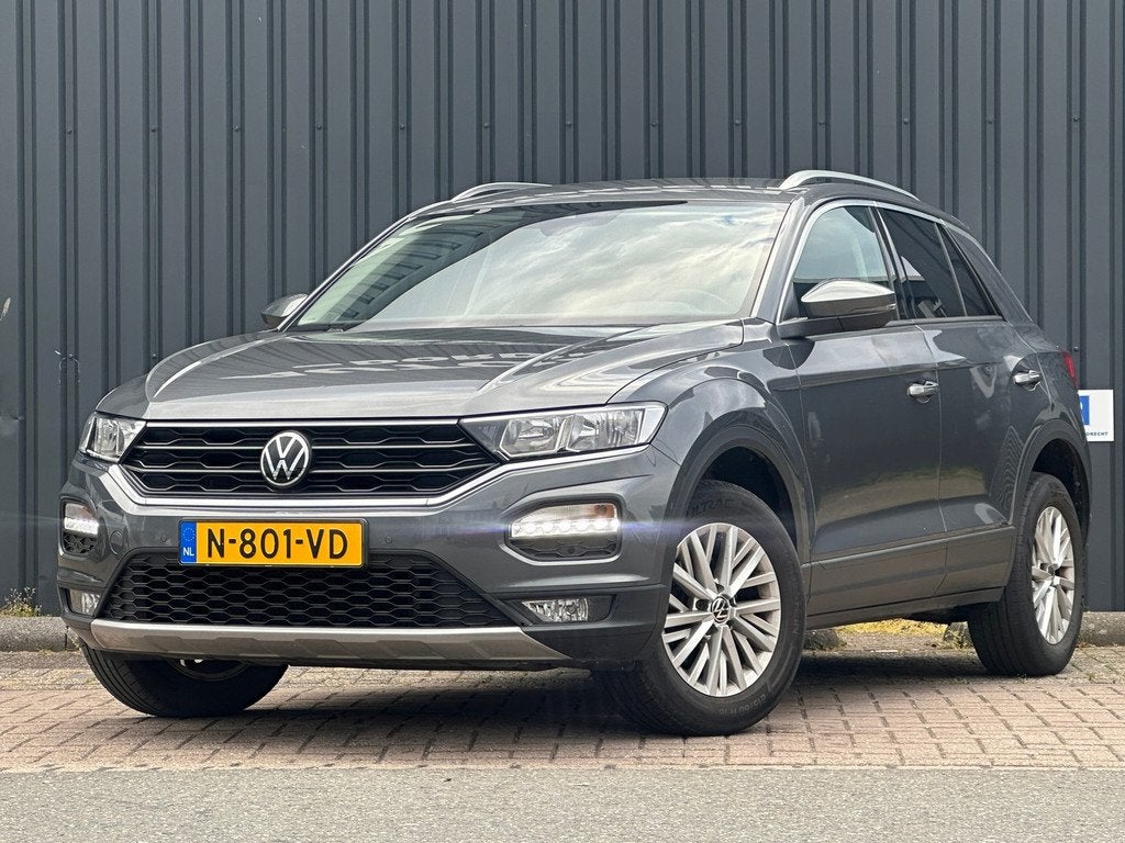 Volkswagen T-Roc 1.5 TSI Style DSG|ACC|PDC|CARPLAY|NAVI|, Stof, Euro 6, 4 cilinders, 150 pk