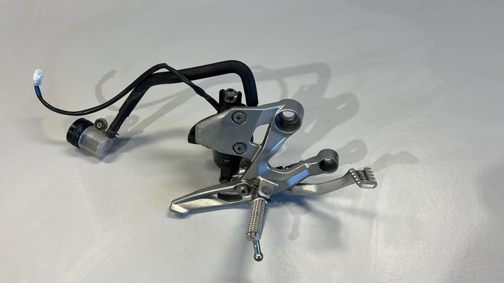 Schetsplaat Rechts Yamaha MT 09 2018- 2020, Ophalen of Verzenden, Gebruikt