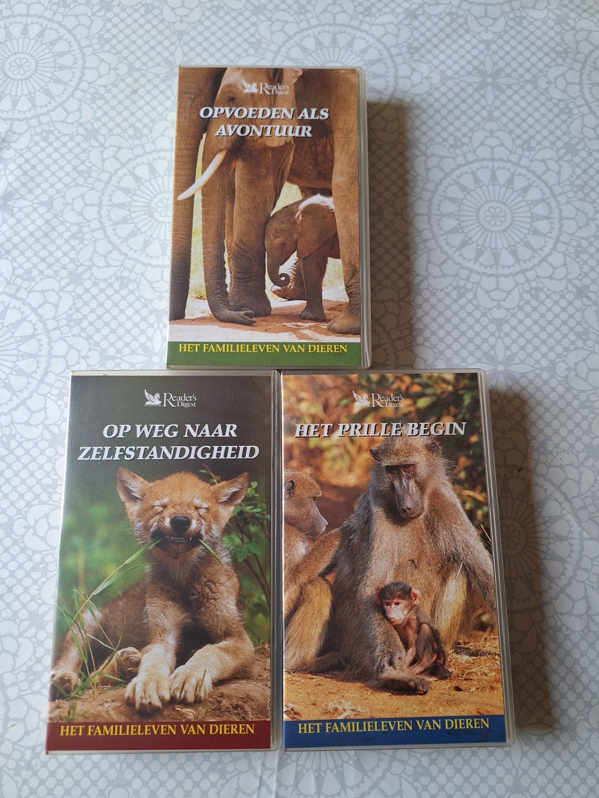 videobanden dieren €1.00 per stuk, Cd's en Dvd's, VHS | Film, Alle leeftijden, Ophalen of Verzenden, Zo goed als nieuw, Overige genres