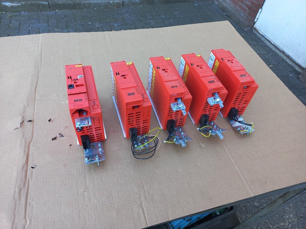 SEW Eurodrive MOVITRAC B frequentieregelaar 0,75 kW 400V, Ophalen of Verzenden, Zo goed als nieuw