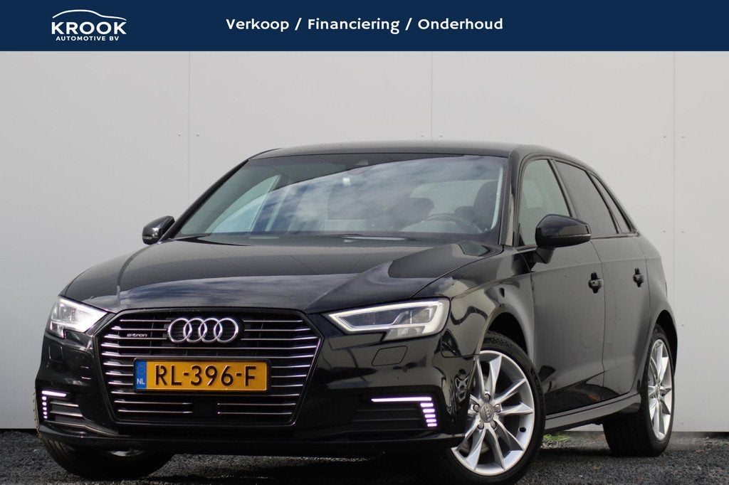 Audi A3 Sportback 1.4 e-tron Sport | 2017 | Dealer onderhoud, Auto's, Audi, Stof, Gebruikt, 4 cilinders, Zwart