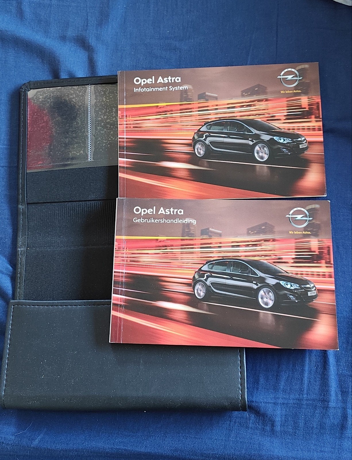 Handleidingen Opel Astra J + opbergmapje, Auto diversen, Handleidingen en Instructieboekjes, Ophalen of Verzenden