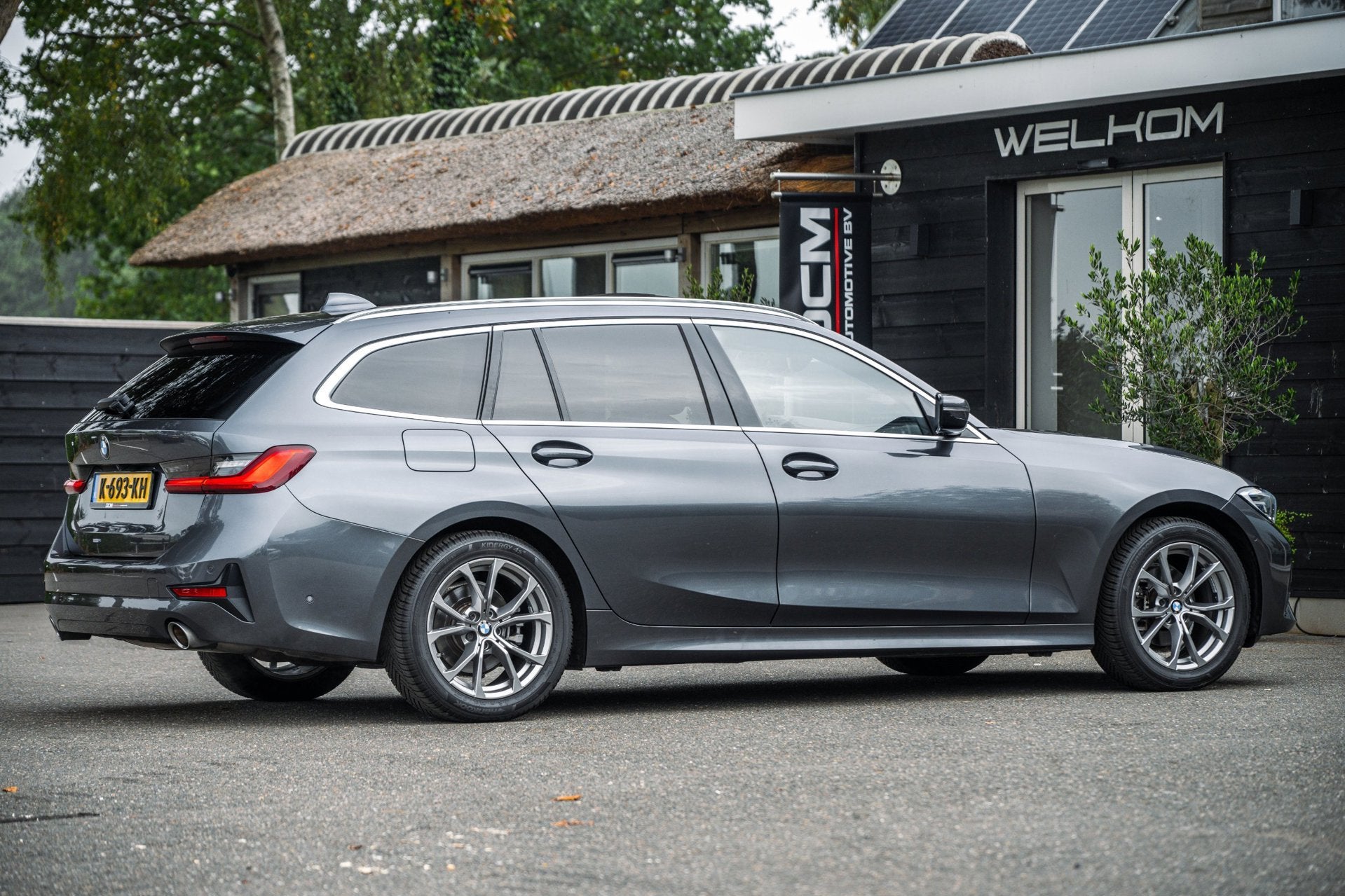 BMW 3-serie Touring 318i High Executive Edition I NAP I pano, Auto's, Achterwielaandrijving, Euro 6, Nieuw, 3-Serie