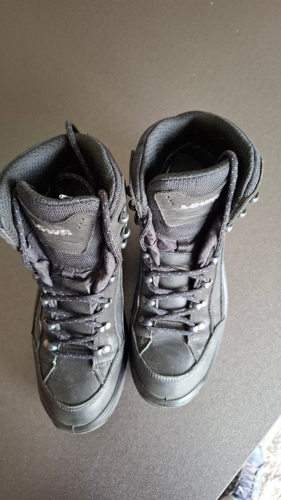 TK Wandelschoenen LOWA dames, RENEGADE GTX MID WS, maat 40., Sport en Fitness, Bergsport en Wandelen, Ophalen, Zo goed als nieuw