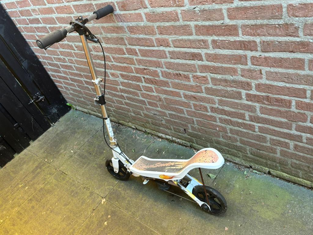 Space scooter, Fietsen en Brommers, Steps, Ophalen of Verzenden, Gebruikt, Overige typen