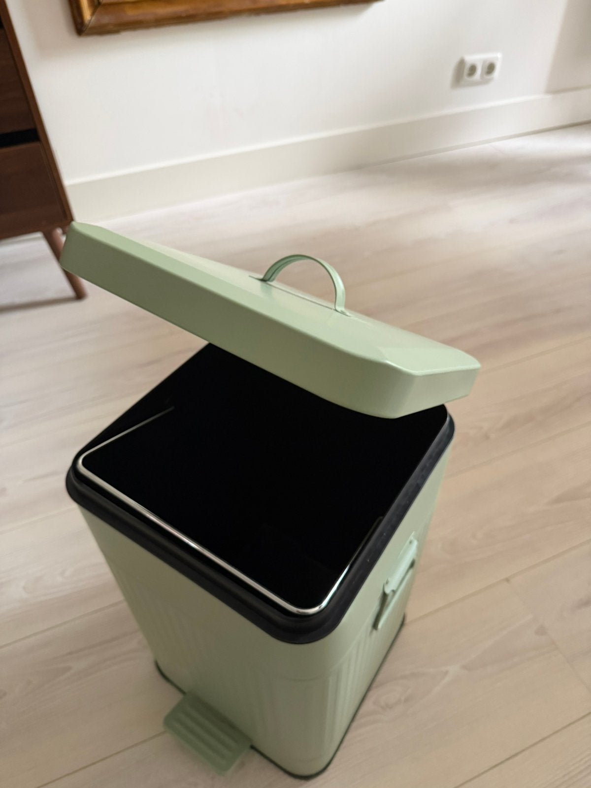 Pedaalemmer 20L Groen, 20 tot 30 liter, Ophalen, Zo goed als nieuw, Metaal