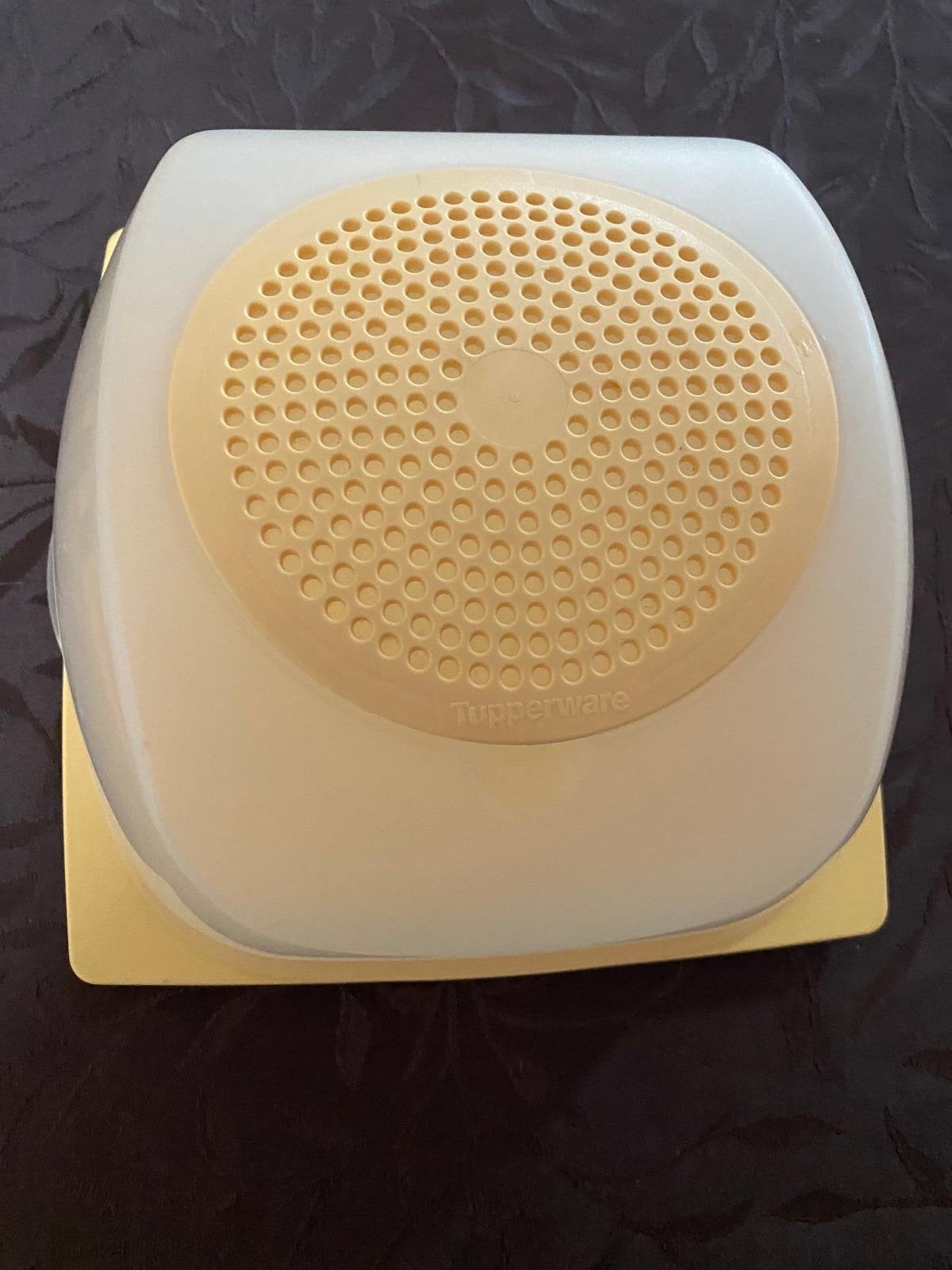 Tupperware Kaasdoos - Vintage Bewaardoos voor Kaas, Gebruikt, Bewaardoos, Ophalen of Verzenden, Met deksel