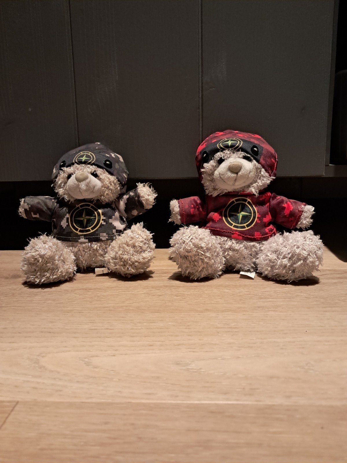 2 Stone Island Beertjes - Zeldzaam en Exclusief, Overige merken, Beer, Ophalen of Verzenden, Zo goed als nieuw