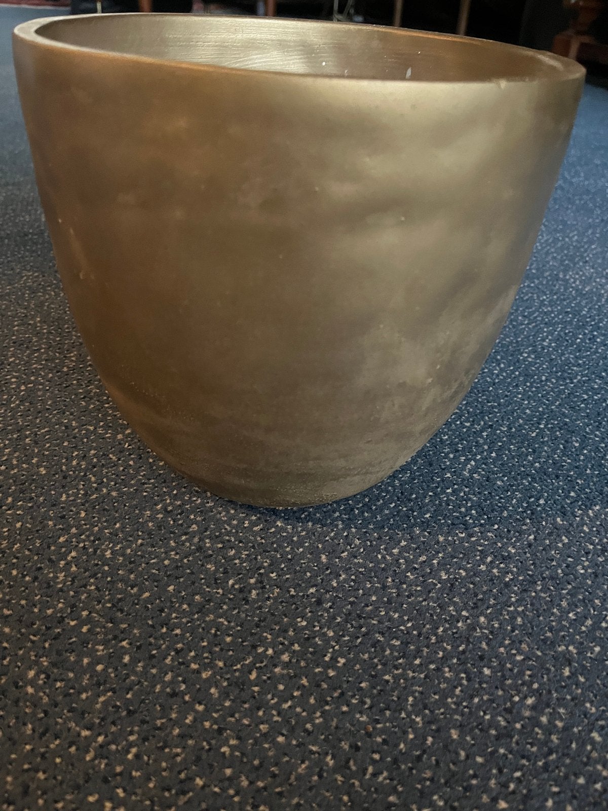 Goudkleurige plantenpot, 20 cm hoog, 22,5 cm doorsnee, Tuin en Terras, Steen, Minder dan 30 cm, Rond, Ophalen of Verzenden