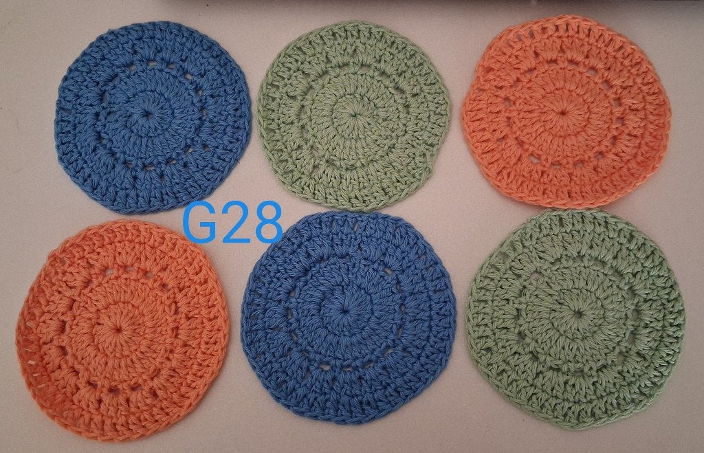 G28. 6 gehaakte onderzetters oranje, groen en blauw., Hobby en Vrije tijd, Ophalen of Verzenden, Nieuw, Haken, Overige typen