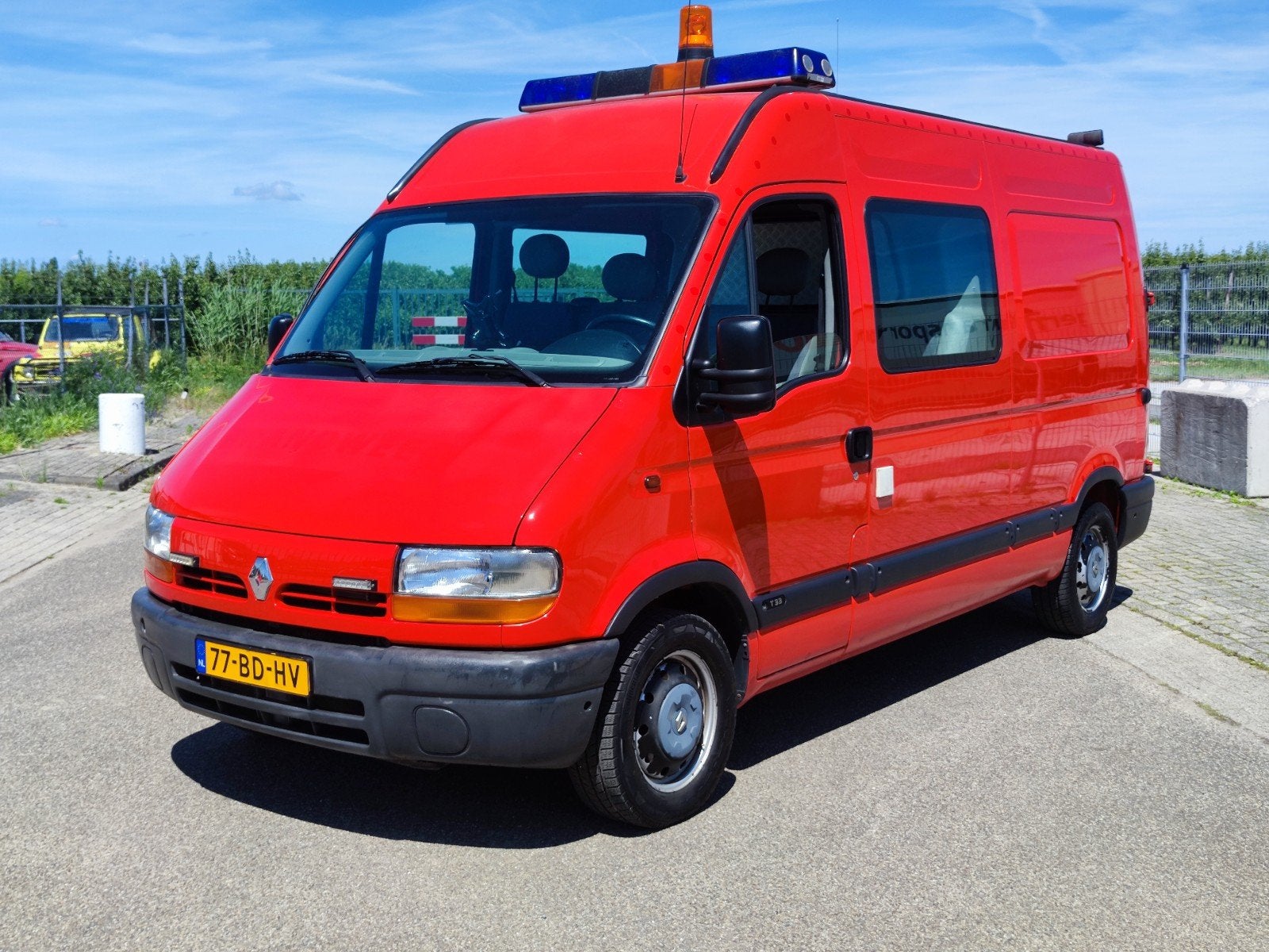 Renault Master 2.2 DCI 44.000KM NAP!! L2H2 2002 Ex-Brandweer, Voorwielaandrijving, Stof, 4 cilinders, 2000 kg