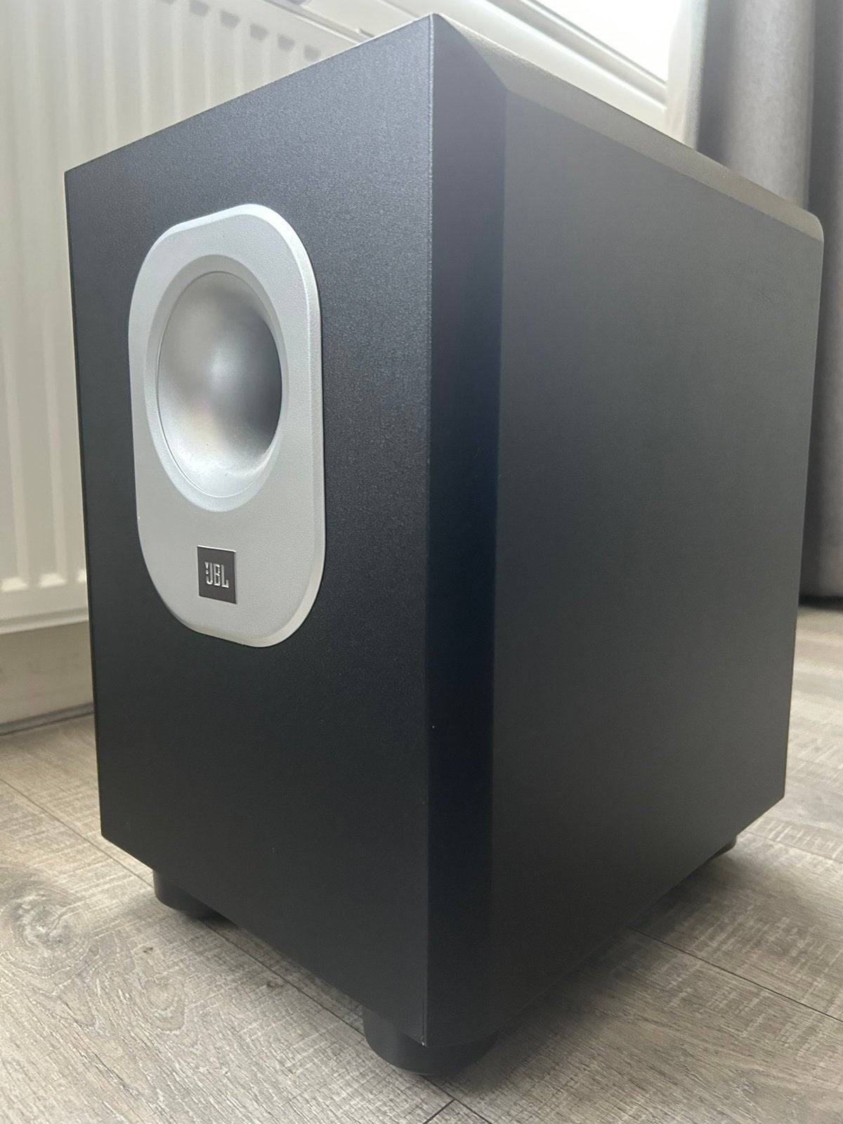 Te koop aangeboden JBL subwoofer SUB200/230, Audio, Tv en Foto, Ophalen, Zo goed als nieuw, Subwoofer, JBL