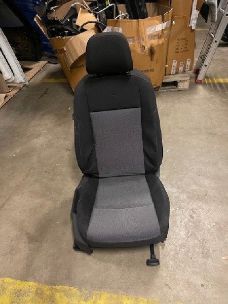 Stoel Rechts Voor Volkswagen Golf VII Variant (AUVV) 2016, Auto-onderdelen, Interieur en Bekleding, Gebruikt, Volkswagen, Volkswagen AG