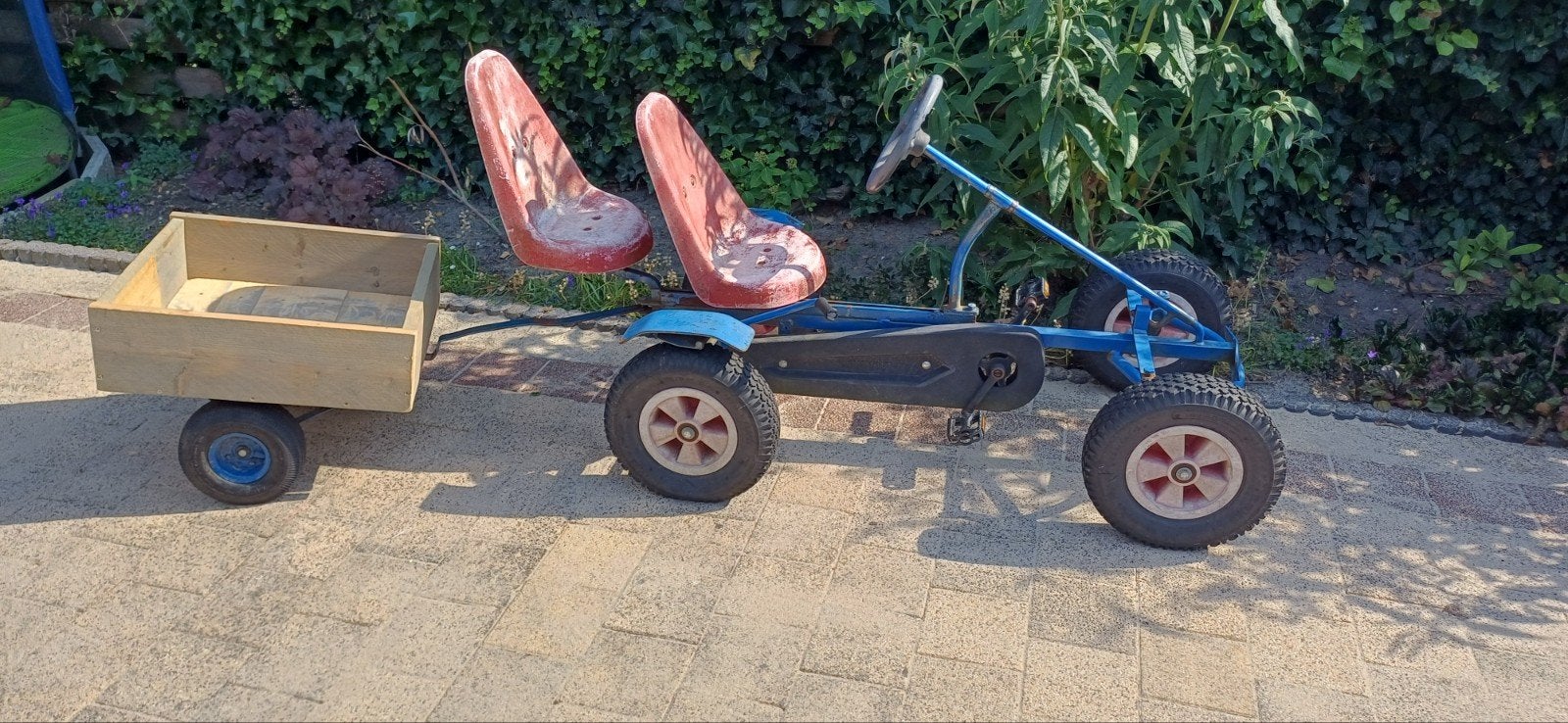 Skelter met aanhanger en duozit, Kinderen en Baby's, Speelgoed | Buiten | Skelters, Ophalen of Verzenden, Gebruikt, Overige merken